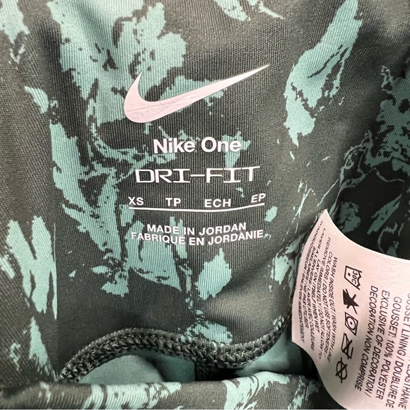 Nike Teal and Black Training Leggings - Picture 6 of 6